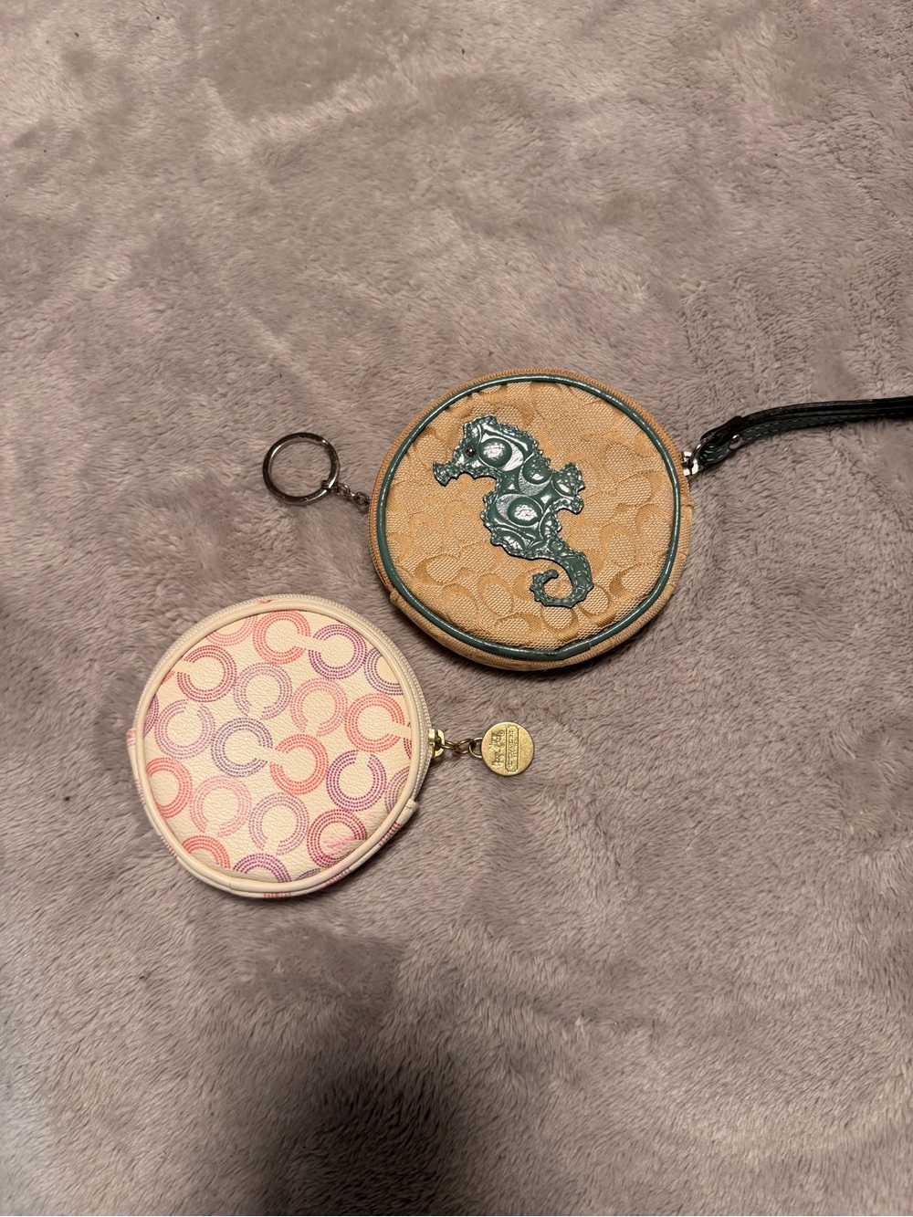 BundleCoachSignatureSeahorse round coin purse wristlet & CoachWaverly coin purse